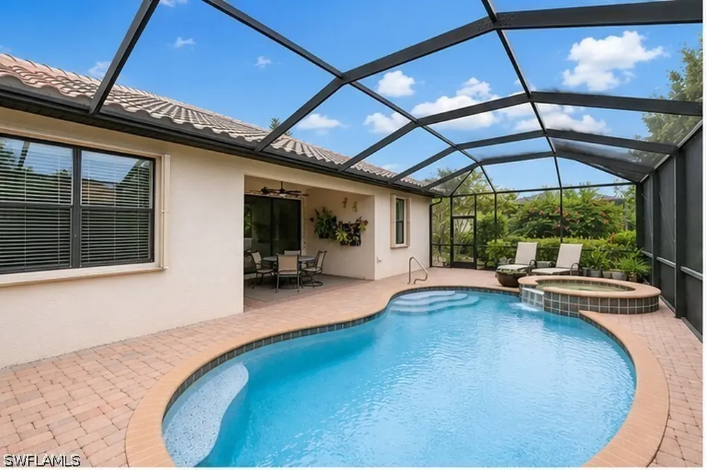 3934 Sapphire Way Naples FL 34114
