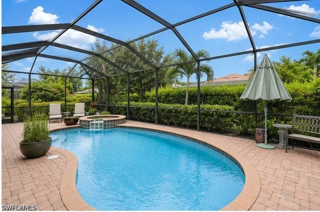 3934 Sapphire Way Naples FL 34114