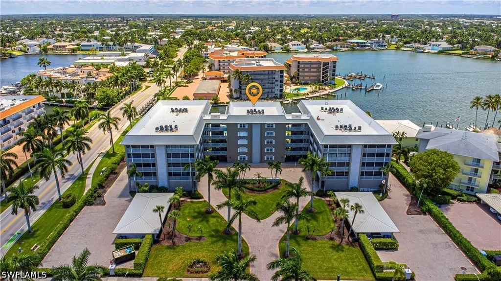 2880 Gulf Shore Boulevard N Naples FL 34103