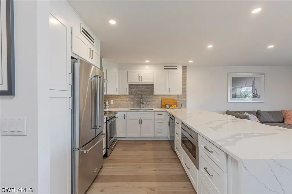 2880 Gulf Shore Boulevard N Naples FL 34103