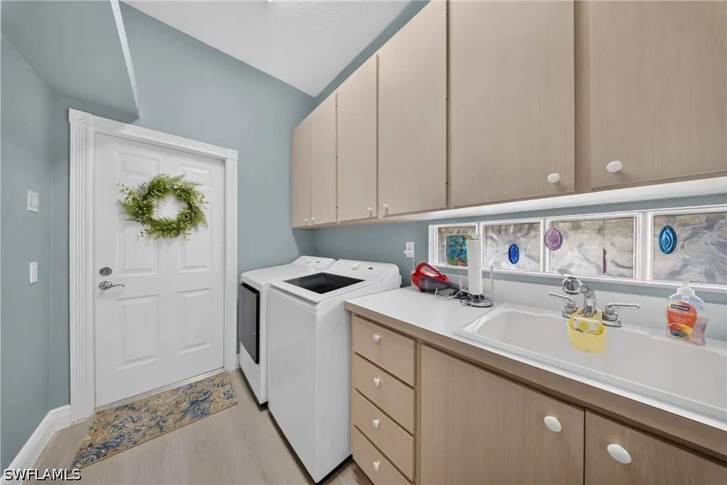 3204 Benicia Court Naples FL 34109