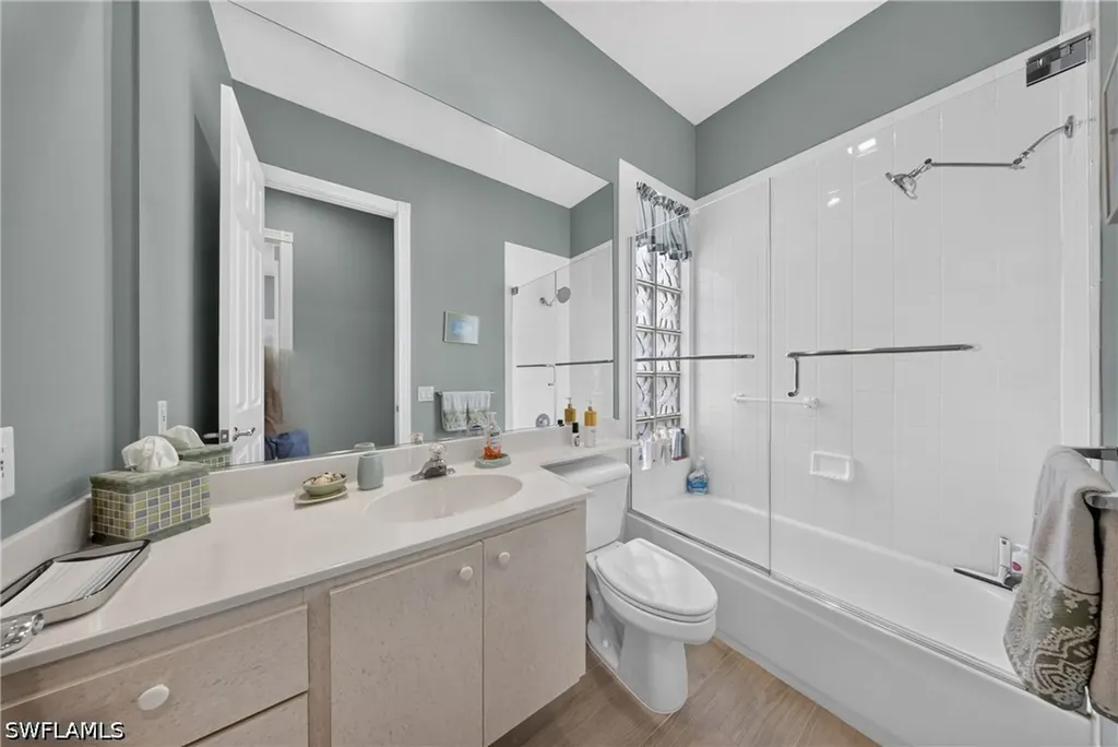 3204 Benicia Court Naples FL 34109