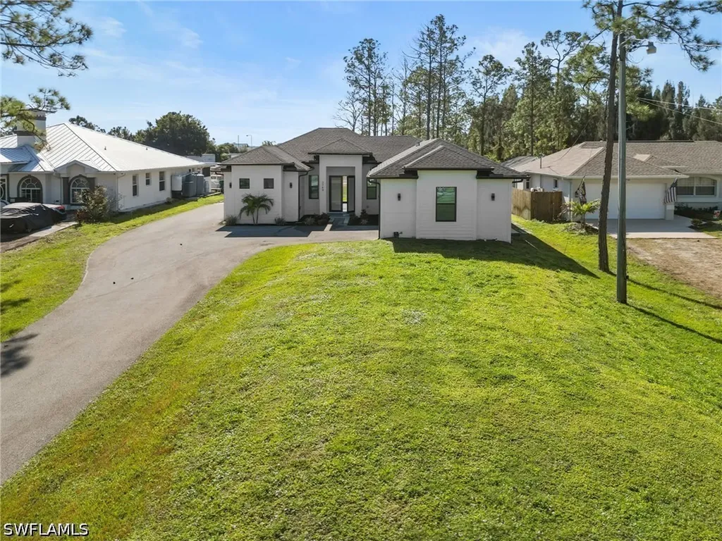 Naples FL, 2740 35TH Avenue NE