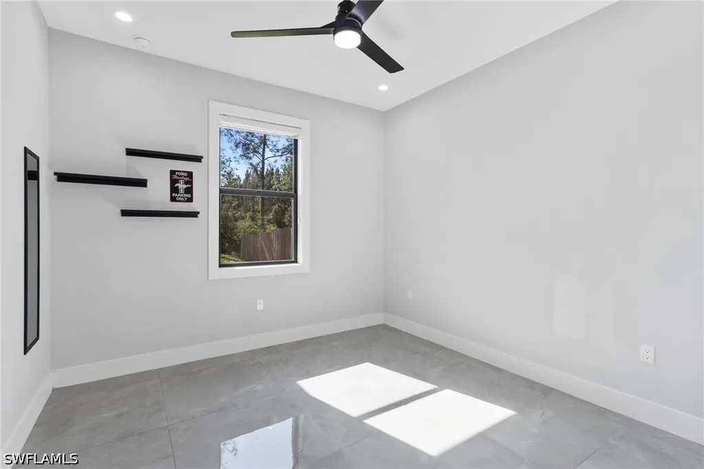 2740 35th Avenue NE Naples FL 34120