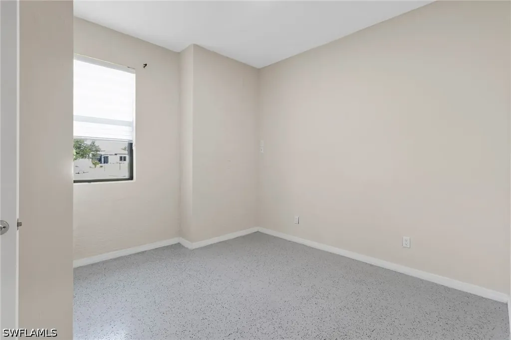 2740 35th Avenue NE Naples FL 34120