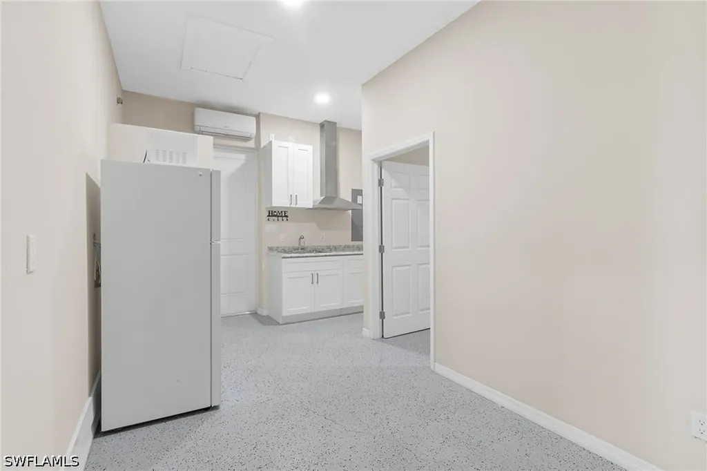 2740 35th Avenue NE Naples FL 34120
