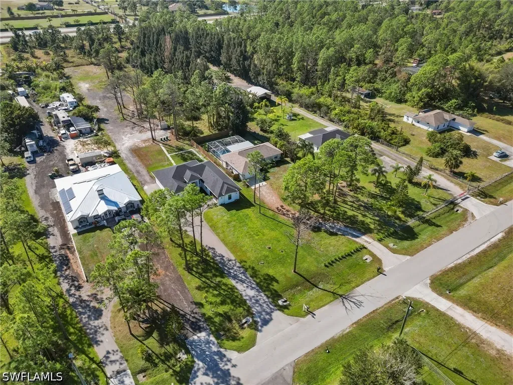 2740 35th Avenue NE Naples FL 34120