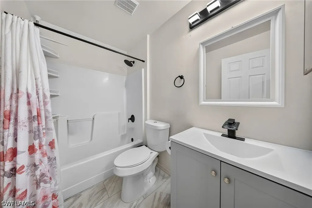 4525-4527 22nd Street SW Lehigh Acres FL 33973