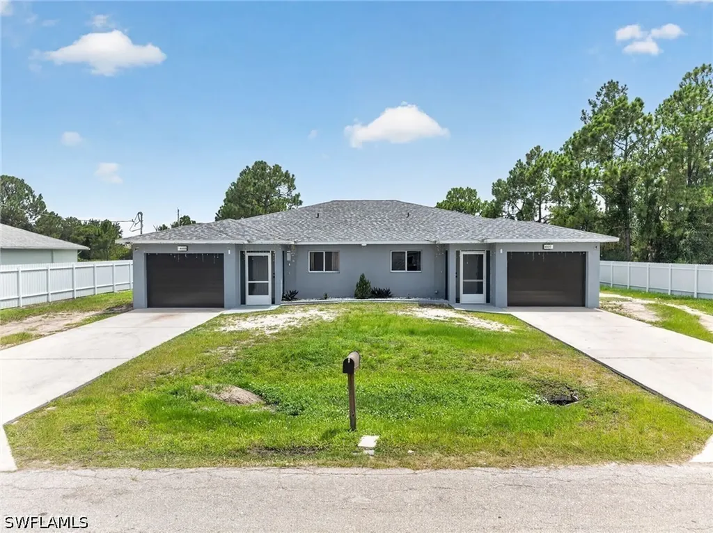4525-4527 22nd Street SW Lehigh Acres FL 33973