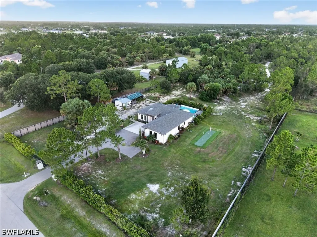 2885 41st Avenue NE Naples FL 34120