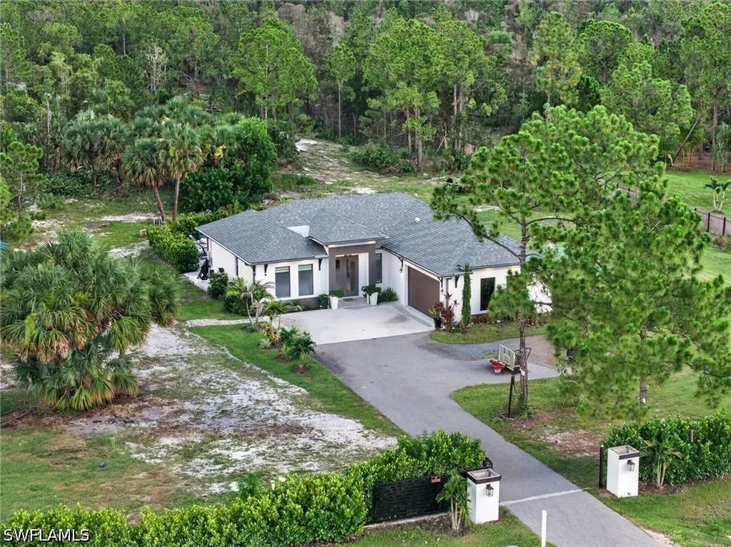 2885 41st Avenue NE Naples FL 34120