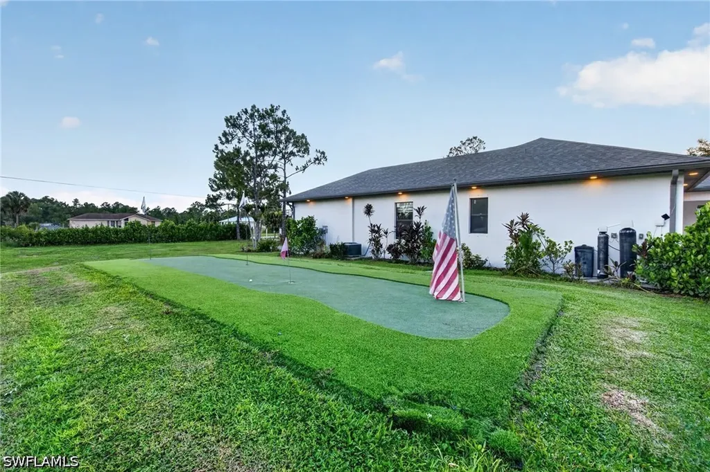 2885 41st Avenue NE Naples FL 34120
