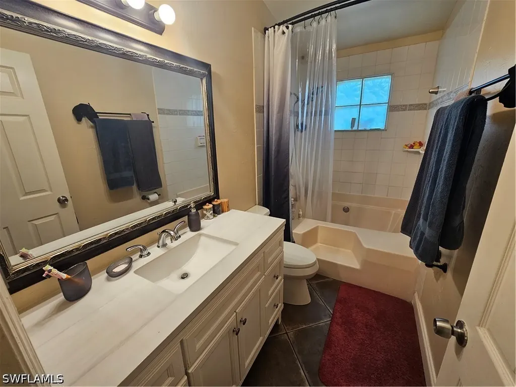 2430 Golden Gate Boulevard E Naples FL 34120