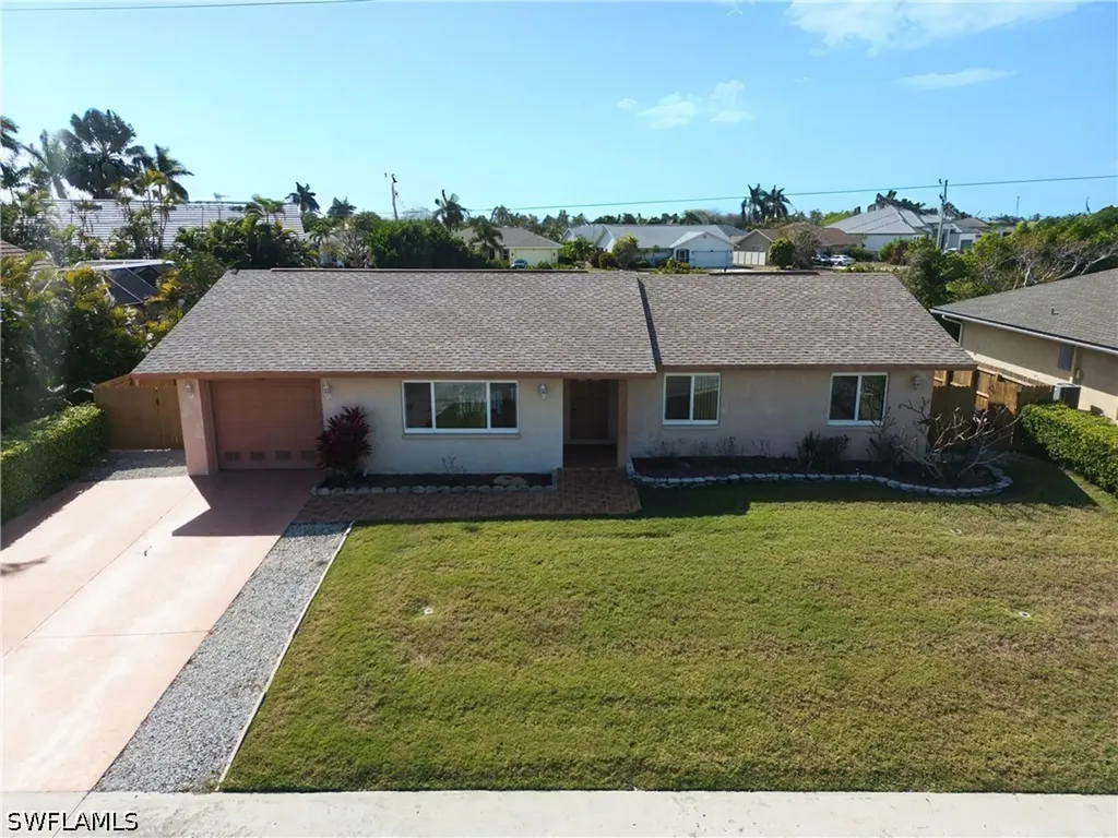 188 Gulfstream Street Marco Island FL 34145