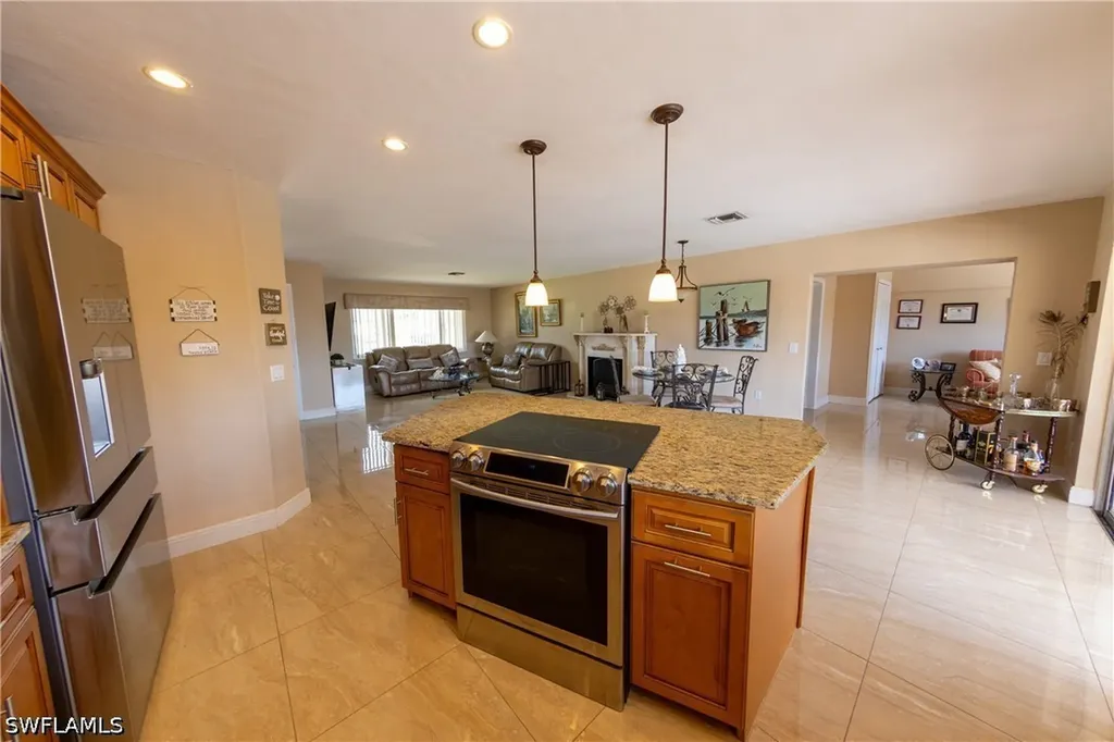 188 Gulfstream Street Marco Island FL 34145
