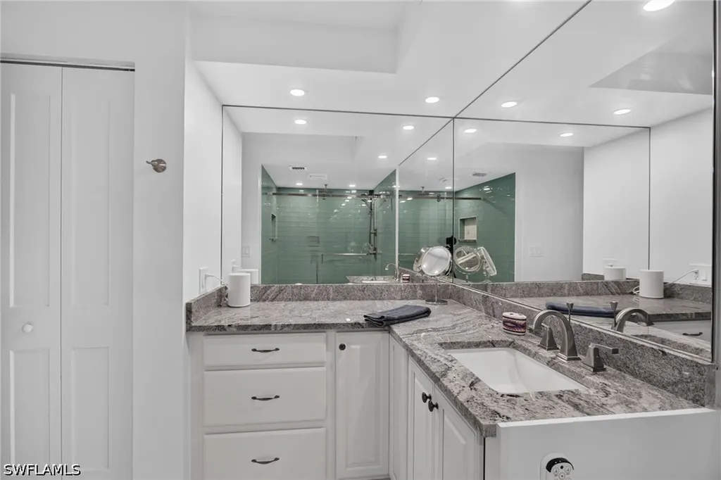26000 Hickory Boulevard Bonita Springs FL 34134