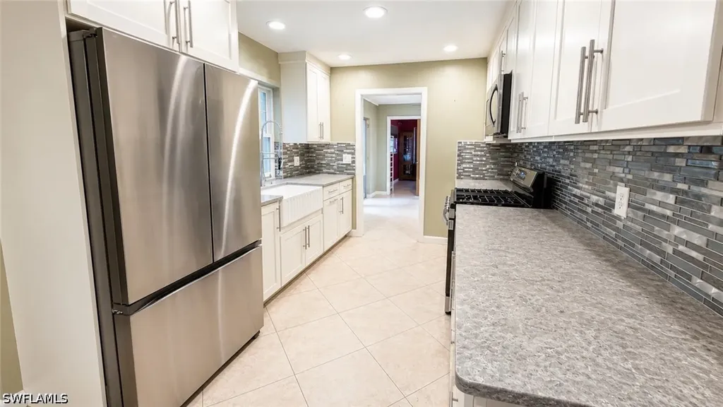 5535 Winkler Road Fort Myers FL 33919