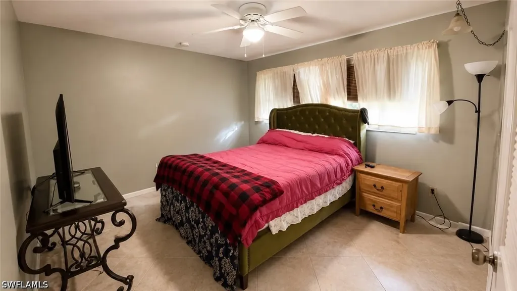 5535 Winkler Road Fort Myers FL 33919