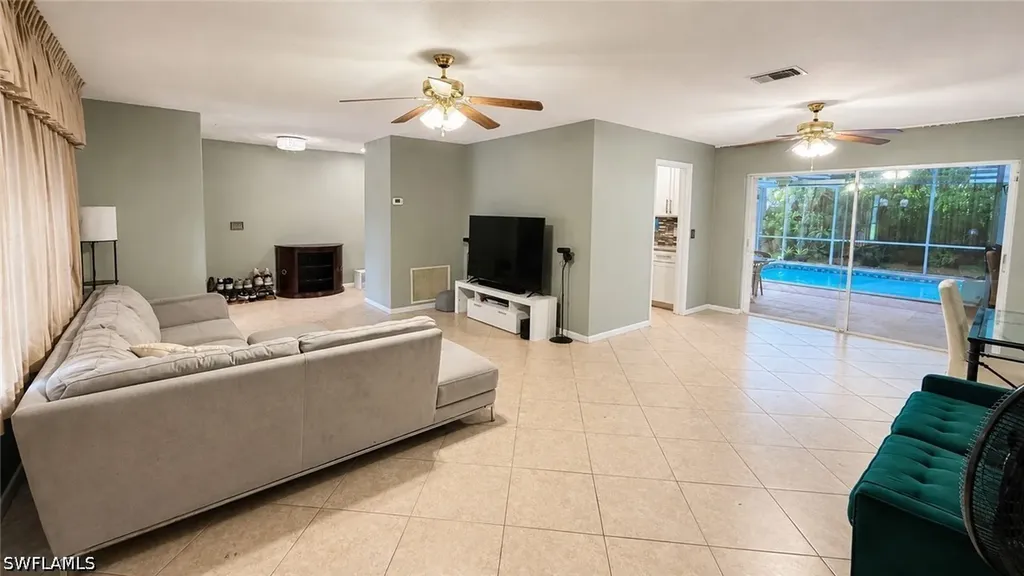 5535 Winkler Road Fort Myers FL 33919