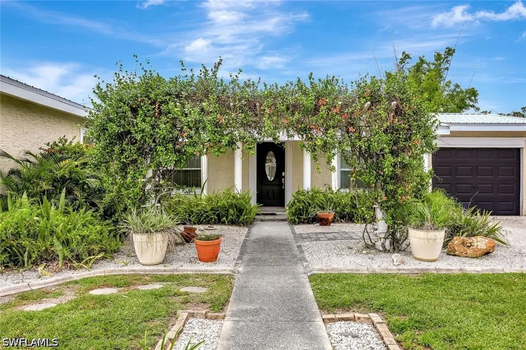 341 Duxbury Avenue Port Charlotte FL 33952