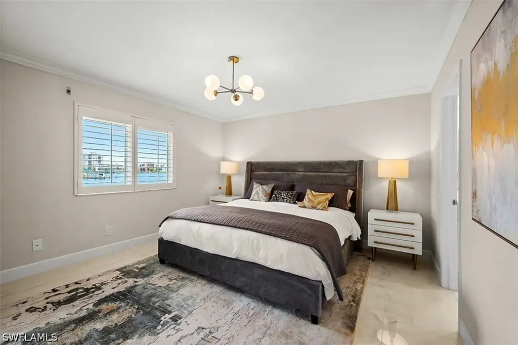 9103 Vanderbilt Drive Naples FL 34108