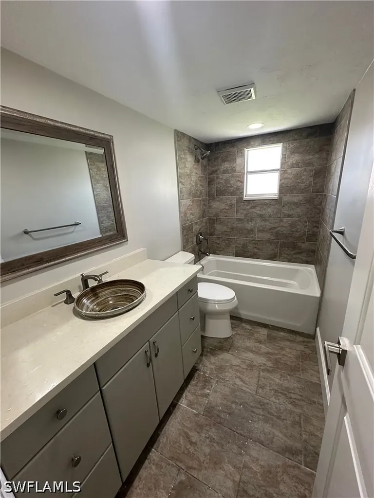 11150 Orangewood Drive Bonita Springs FL 34135