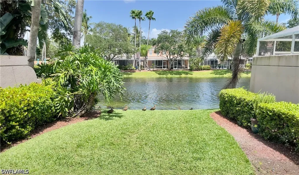 5669 Cove Circle Naples FL 34119