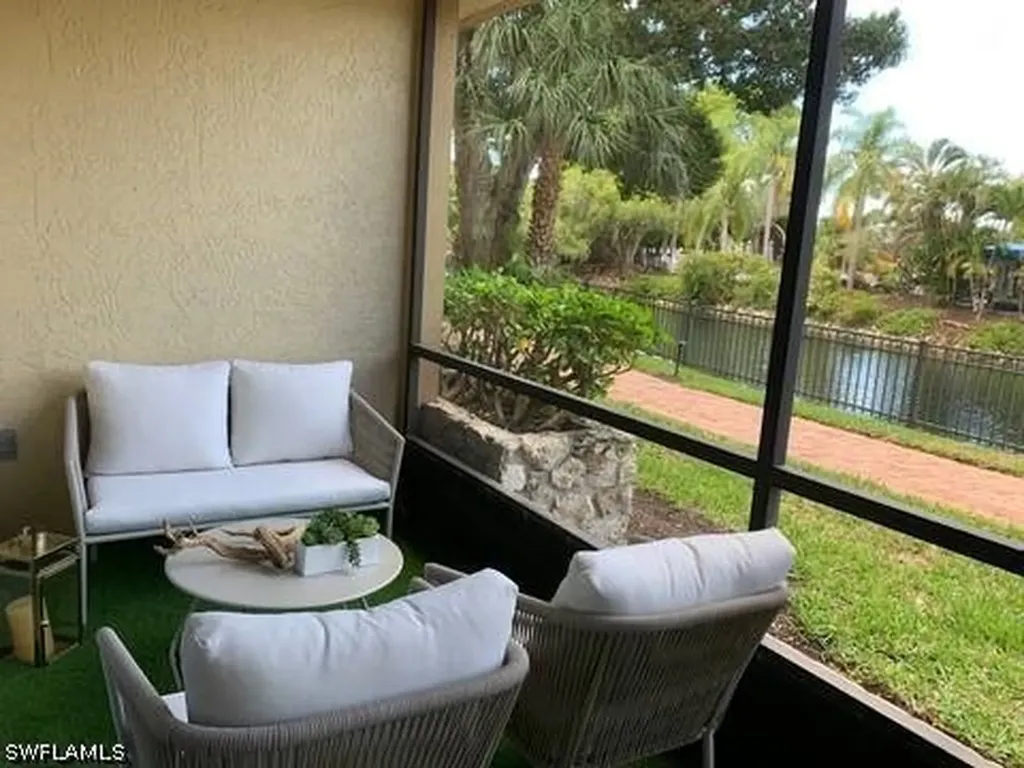 600 Neapolitan Way Naples FL 34103
