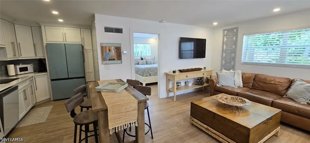 780 10th Avenue S Naples FL 34102