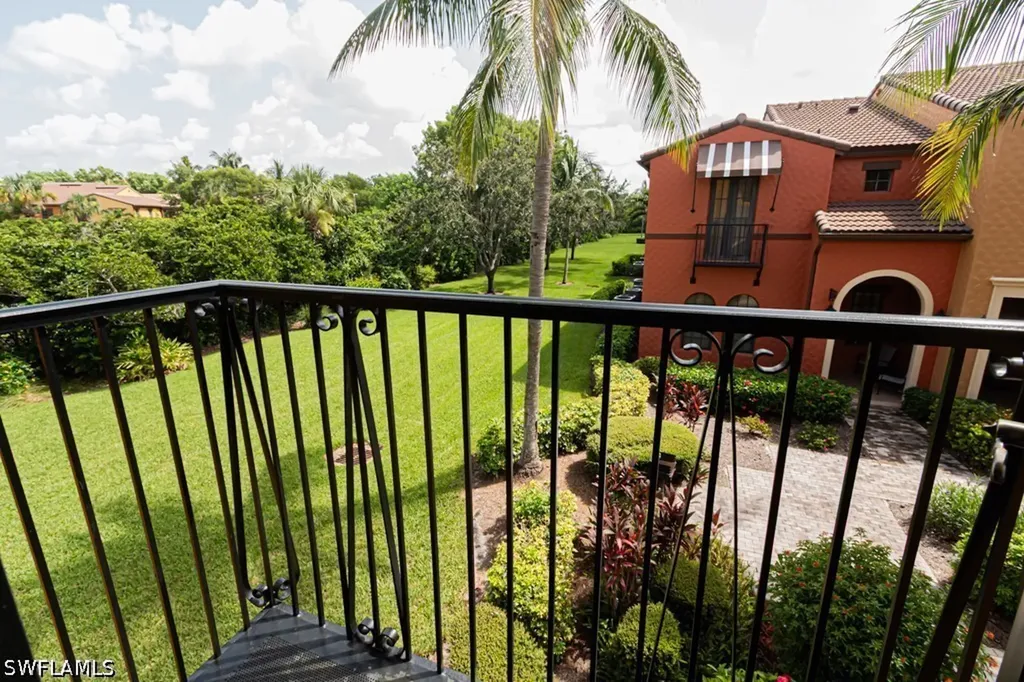9163 Delano Street Naples FL 34113