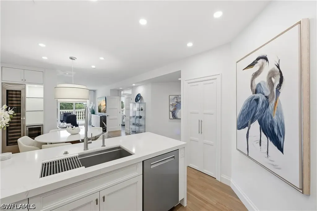 365 5th Avenue S Naples FL 34102