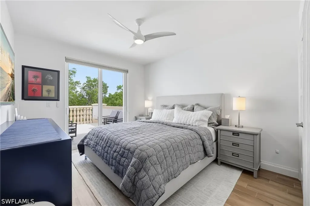 365 5th Avenue S Naples FL 34102