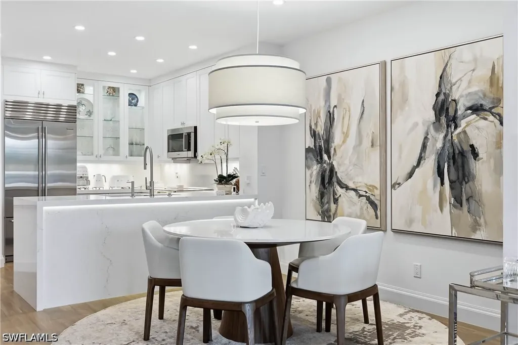365 5th Avenue S Naples FL 34102