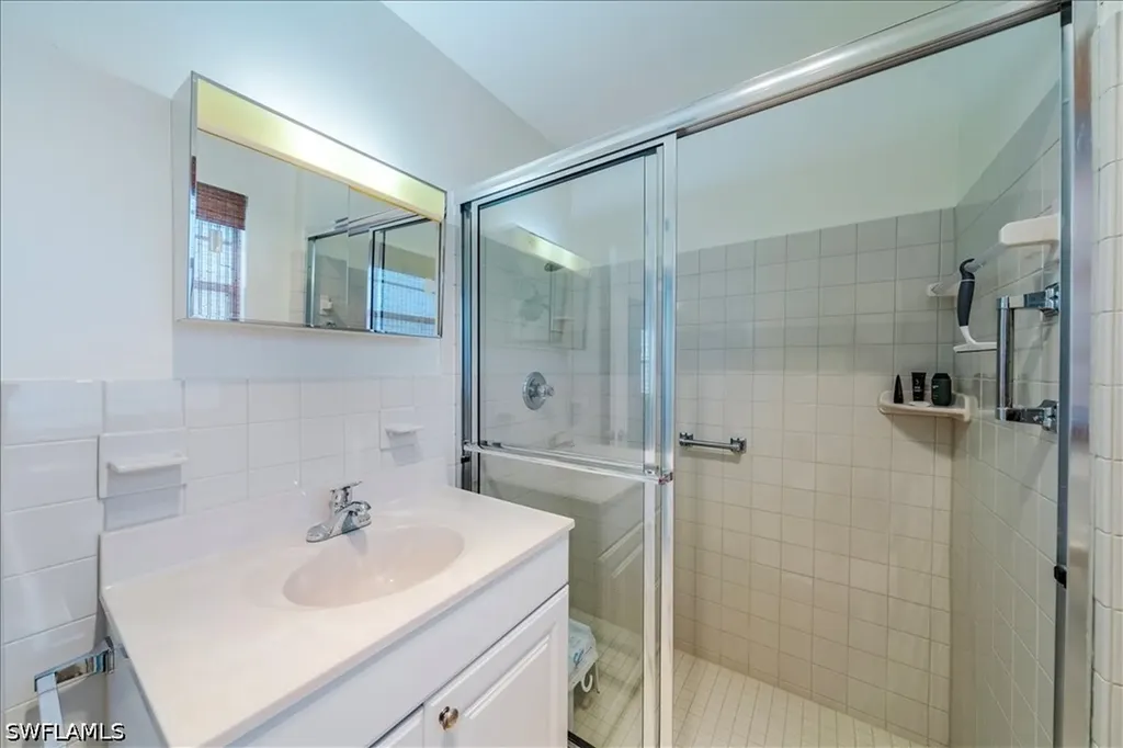209 8th Avenue S Naples FL 34102