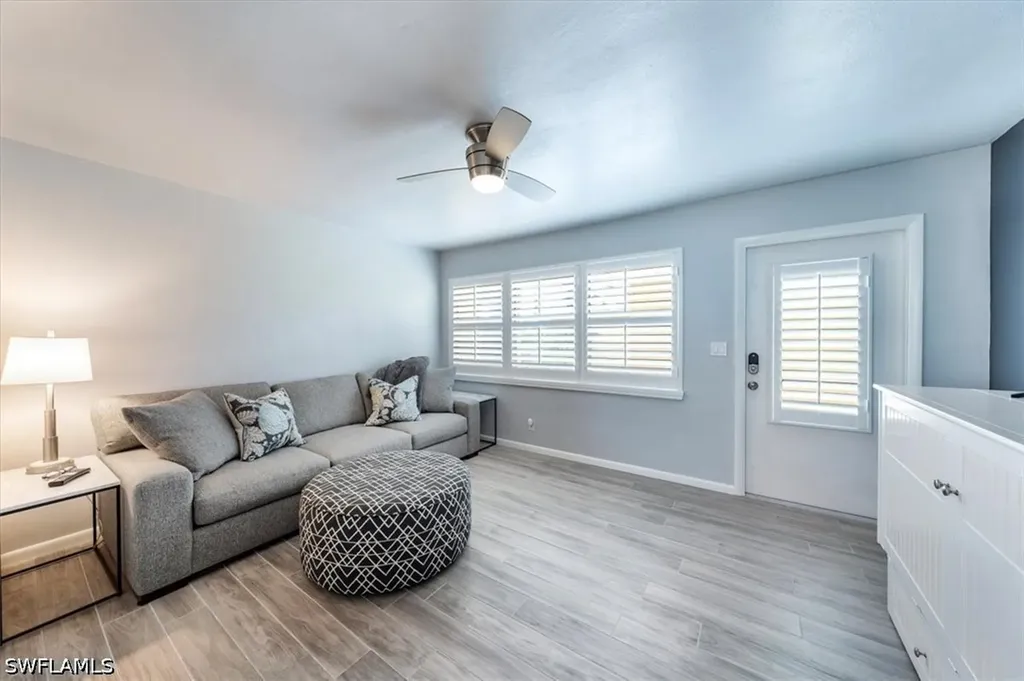 209 8th Avenue S Naples FL 34102