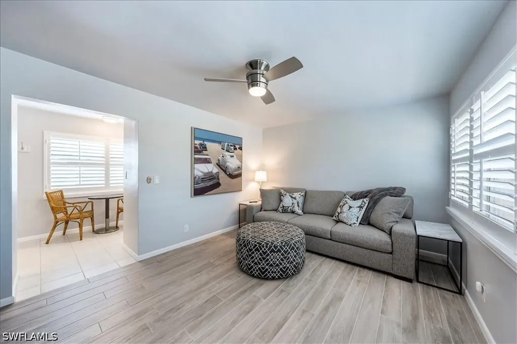 209 8th Avenue S Naples FL 34102