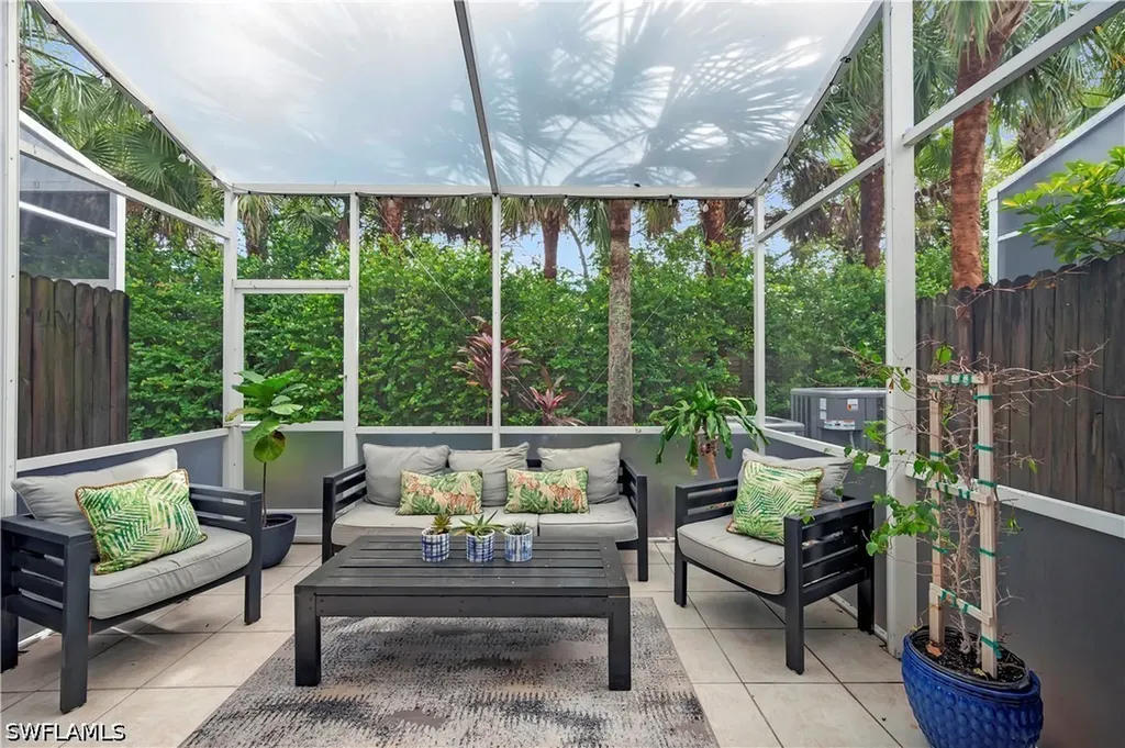 16082 Caldera Lane Naples FL 34110
