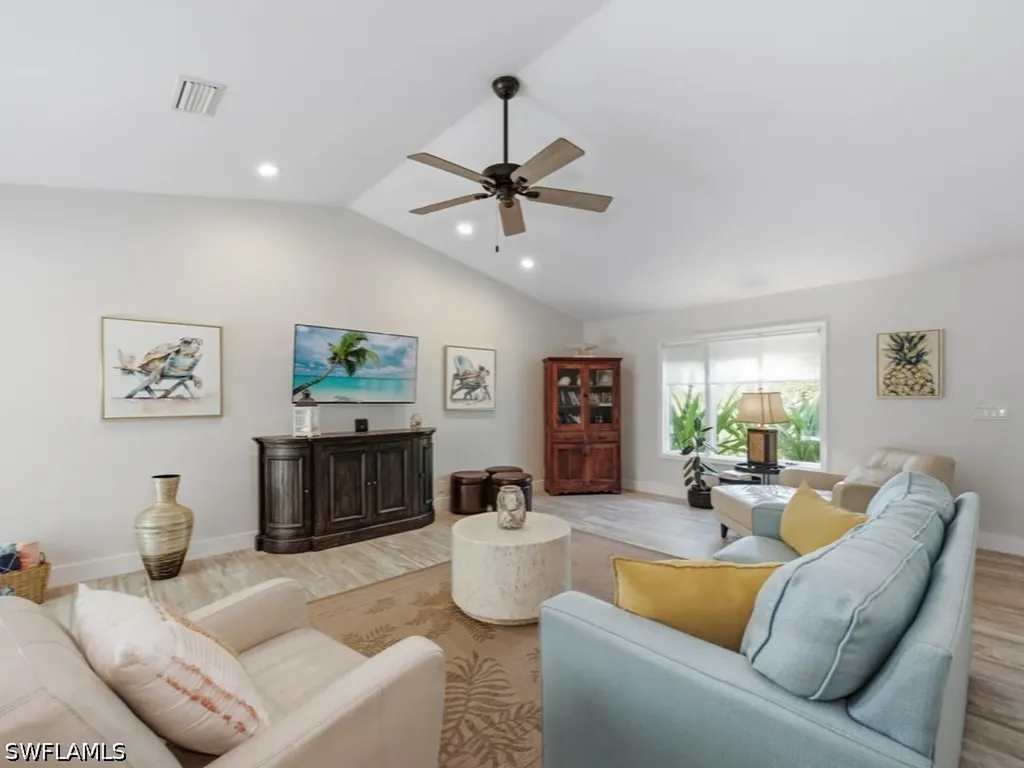 2060 Sheffield Avenue Marco Island FL 34145