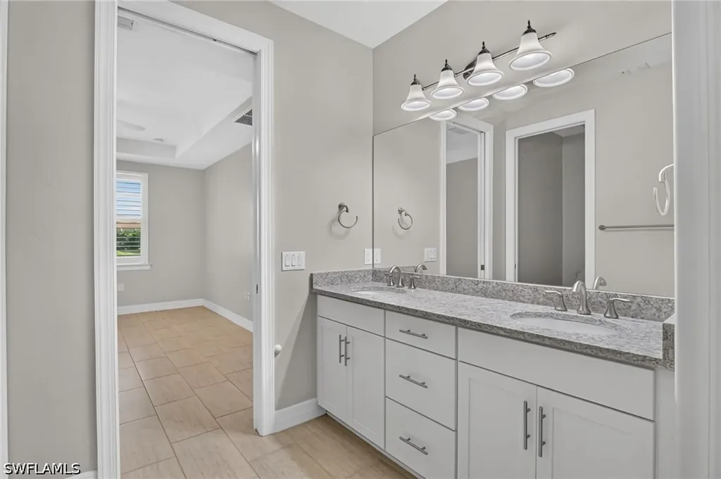 7994 Helena Court Ave Maria FL 34142