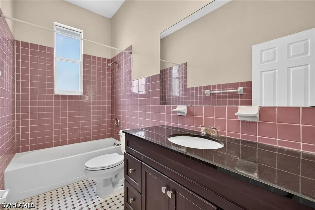 8044 San Carlos Boulevard Fort Myers FL 33967