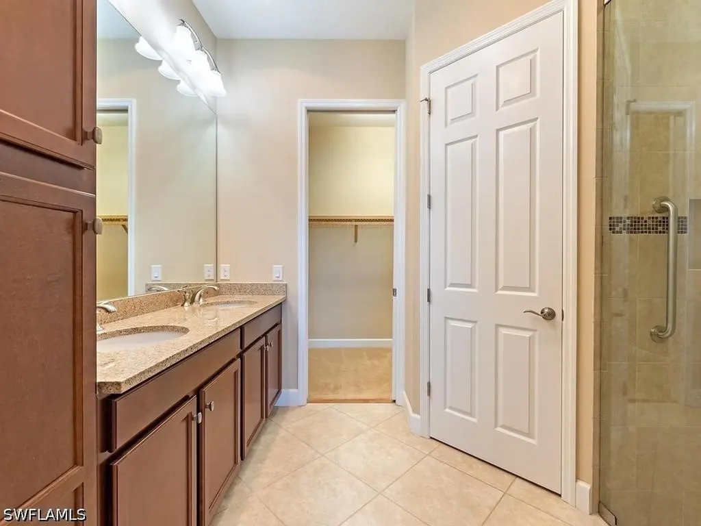 9442 Isla Bella Circle Bonita Springs FL 34135