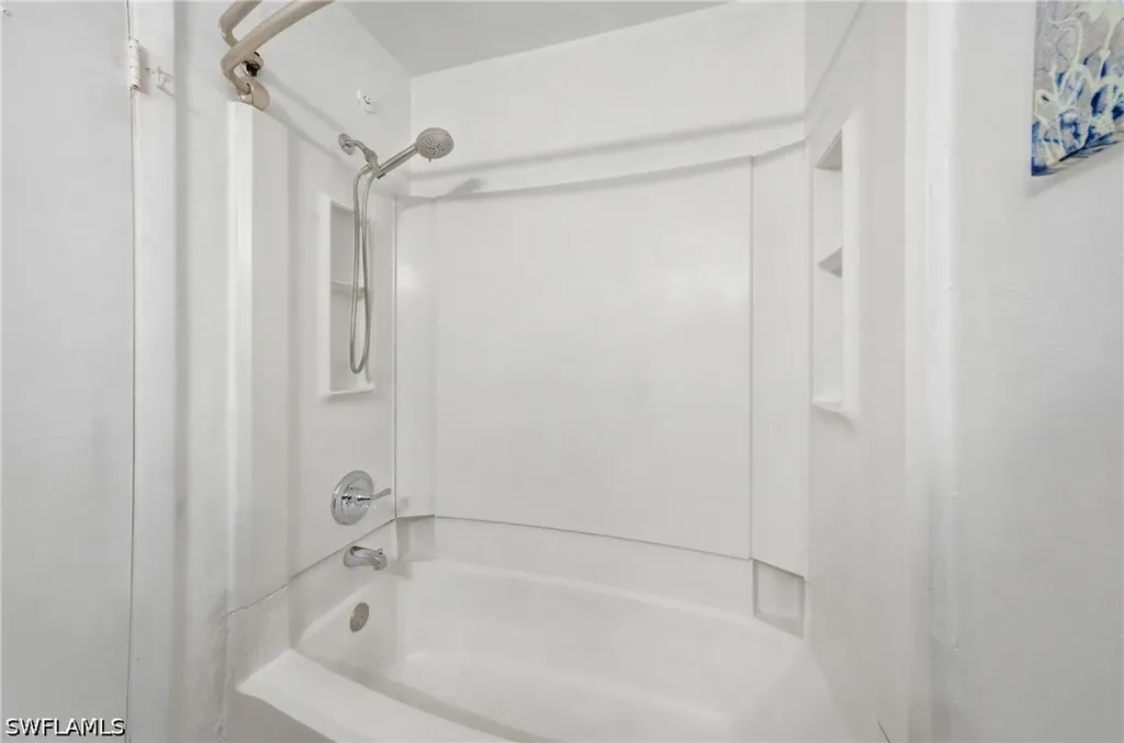 2925 Winkler Avenue Fort Myers FL 33916