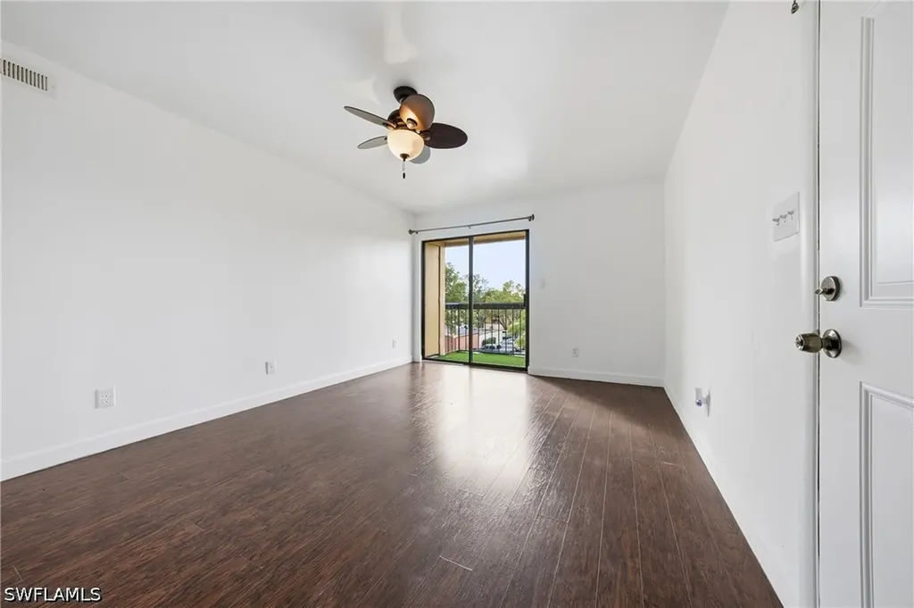 2925 Winkler Avenue Fort Myers FL 33916