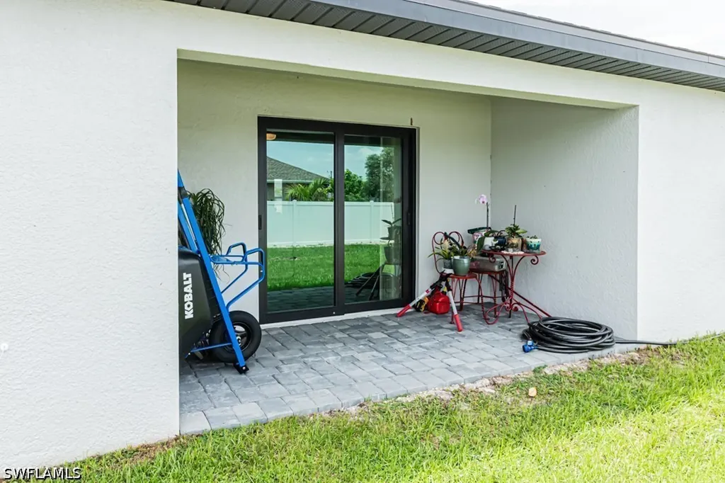 2902 NW 6th Avenue Cape Coral FL 33993