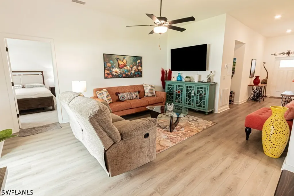 2902 NW 6th Avenue Cape Coral FL 33993