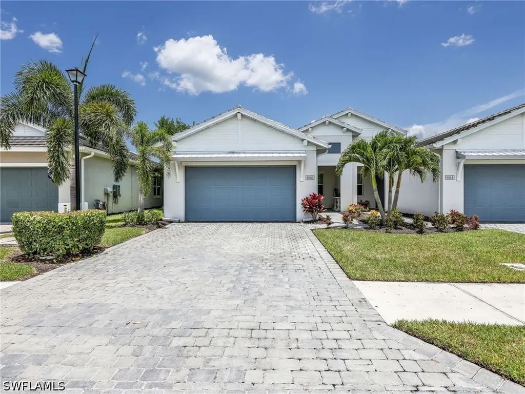 Naples FL, 9040 Saint Lucia Drive