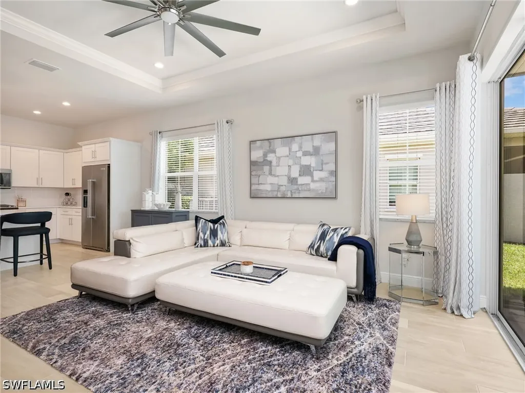 9040 Saint Lucia Drive Naples FL 34114