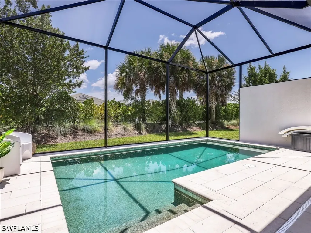 9040 Saint Lucia Drive Naples FL 34114