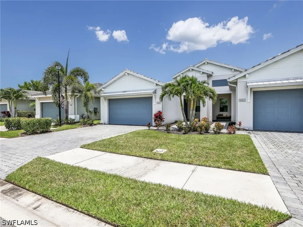 9040 Saint Lucia Drive Naples FL 34114