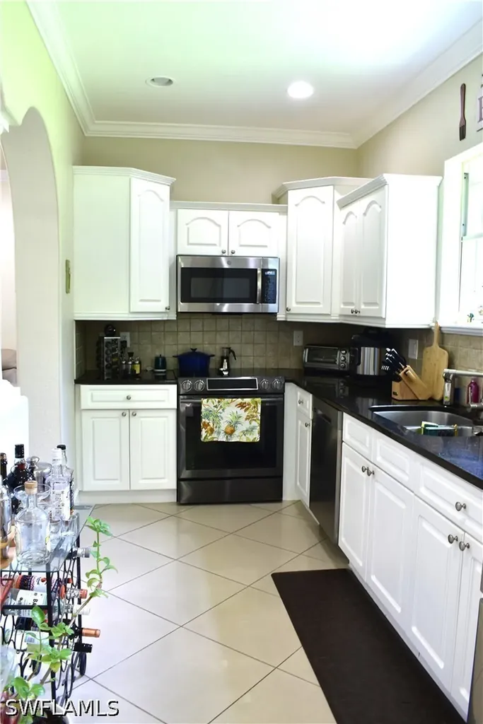 3670 8th Avenue SE Naples FL 34117